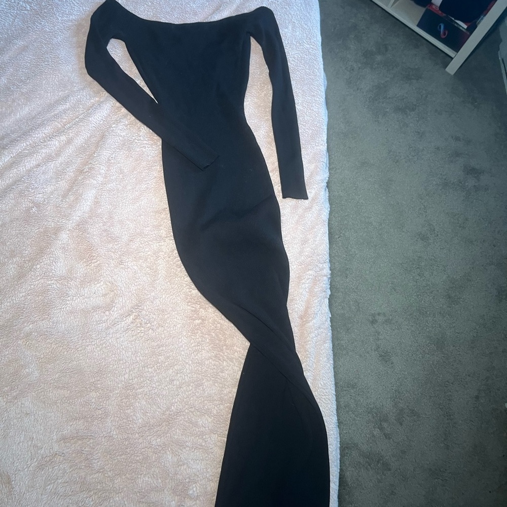 Very long black dress